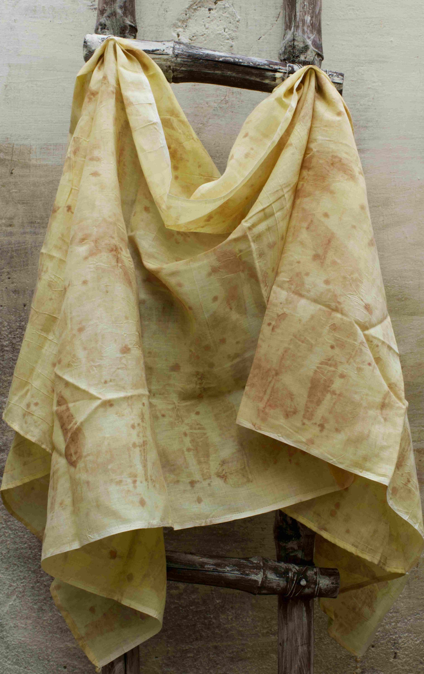 Rustle like leaves scarf