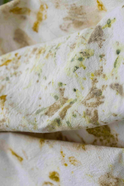 A little floral touch - Hand Towel